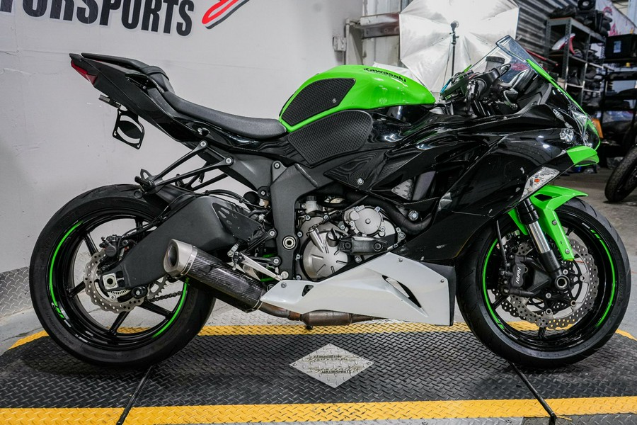 2021 Kawasaki Ninja ZX-6R ABS KRT Edition