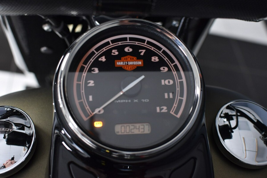 2016 Harley-Davidson Softail Slim S