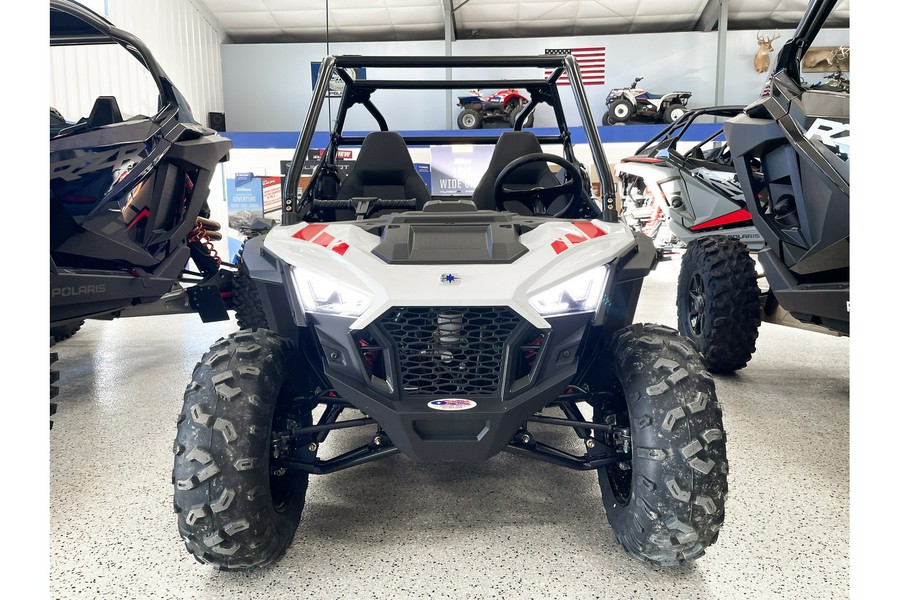 2023 Polaris Industries RZR 200 EFI White Lightning/Indy Red