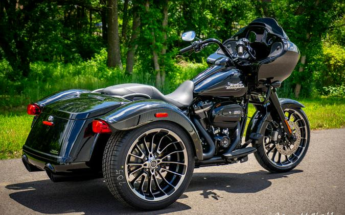 2024 Harley-Davidson® FLTRT - Road Glide® 3