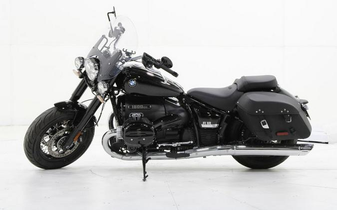 2023 BMW R 18 Classic Black Storm Metallic