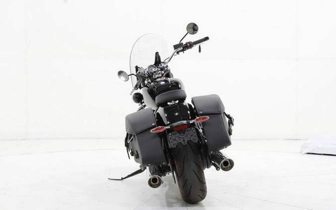 2023 BMW R 18 Classic Black Storm Metallic