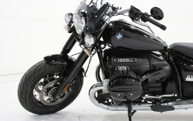2023 BMW R 18 Classic Black Storm Metallic