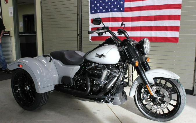 2024 Harley-Davidson® FLRT - Freewheeler®