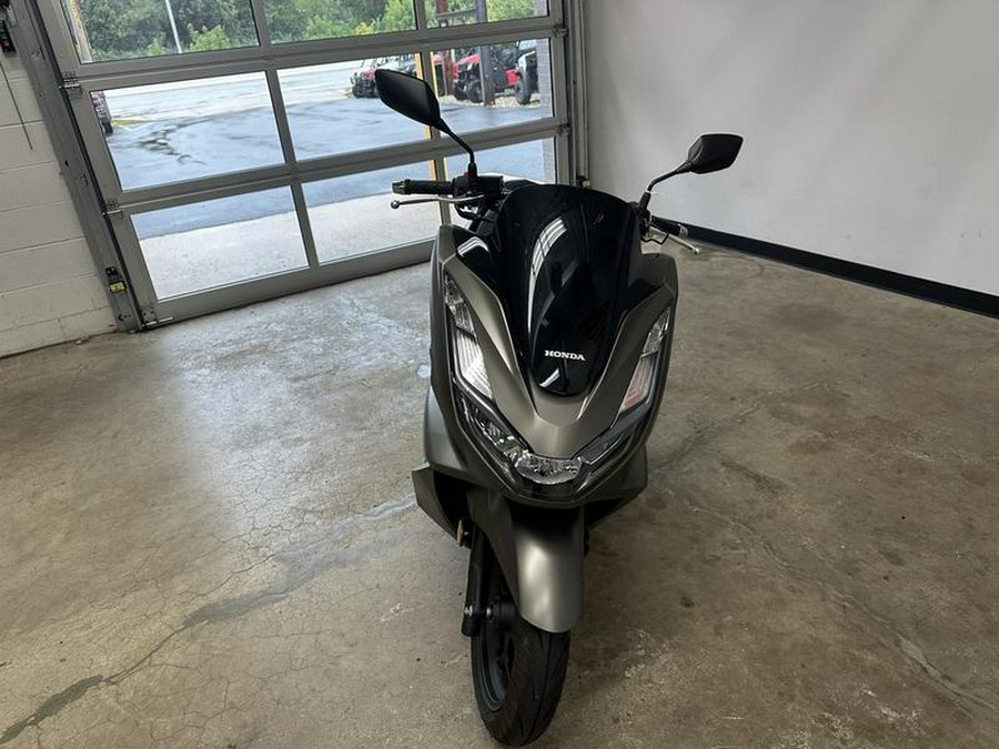 2023 Honda® PCX