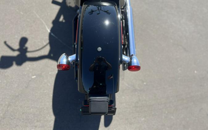 2020 Harley-Davidson® FXST Softail Standard® Vivid Black 049984