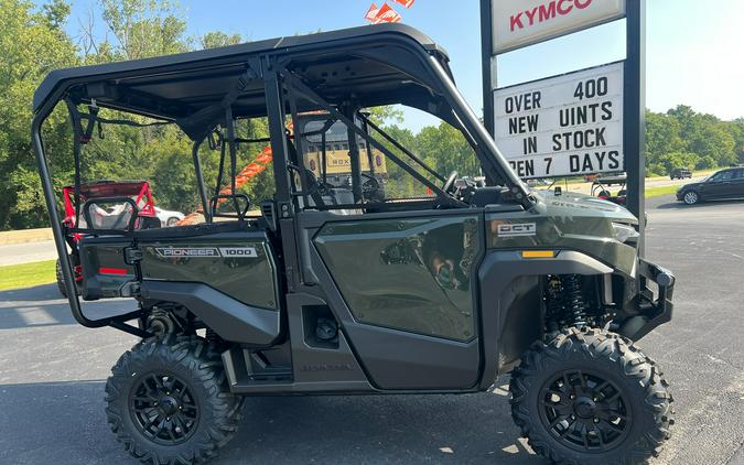 2026 Honda Pioneer 1000-5 Deluxe