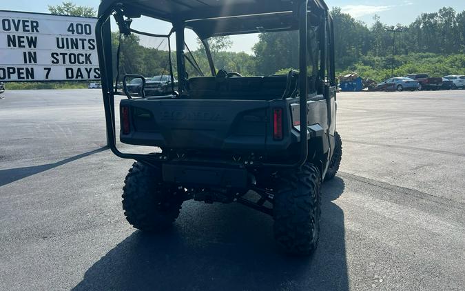 2026 Honda Pioneer 1000-5 Deluxe