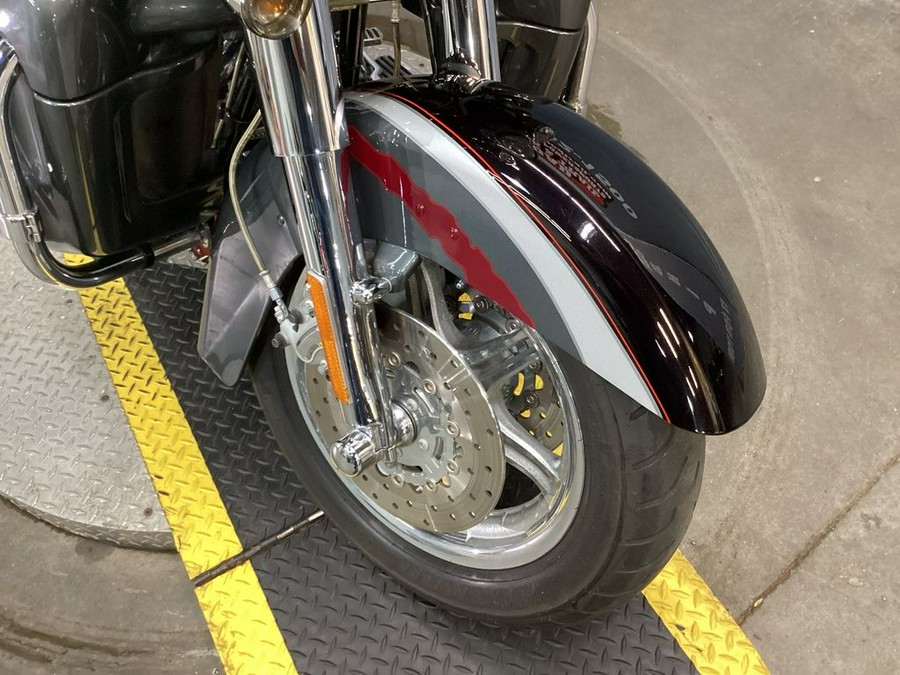2006 Harley-Davidson® FLHTCUSE - Ultra Classic® Electra Glide® Screamin' Eagle®