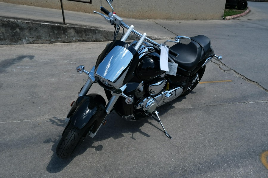 2025 SUZUKI BOULEVARD M109R