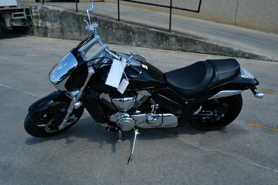 2025 SUZUKI BOULEVARD M109R