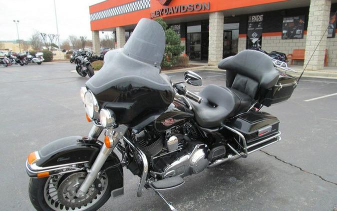 2010 Harley-Davidson FLHTC - Electra Glide Classic