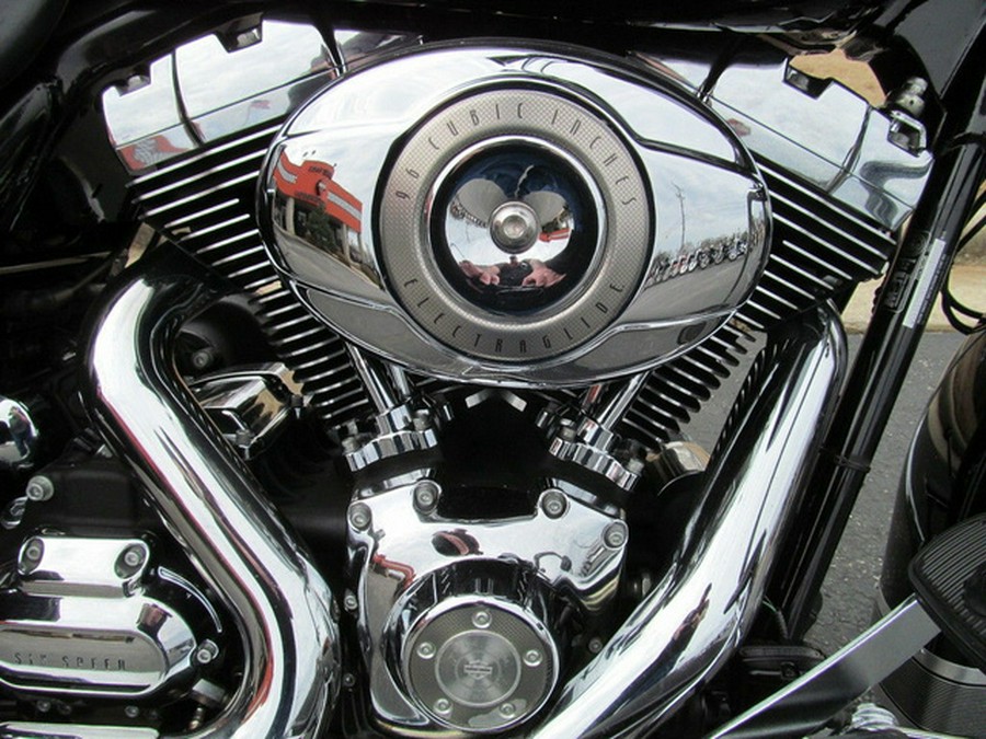 2010 Harley-Davidson FLHTC - Electra Glide Classic