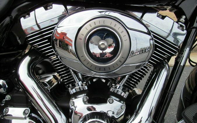 2010 Harley-Davidson FLHTC - Electra Glide Classic