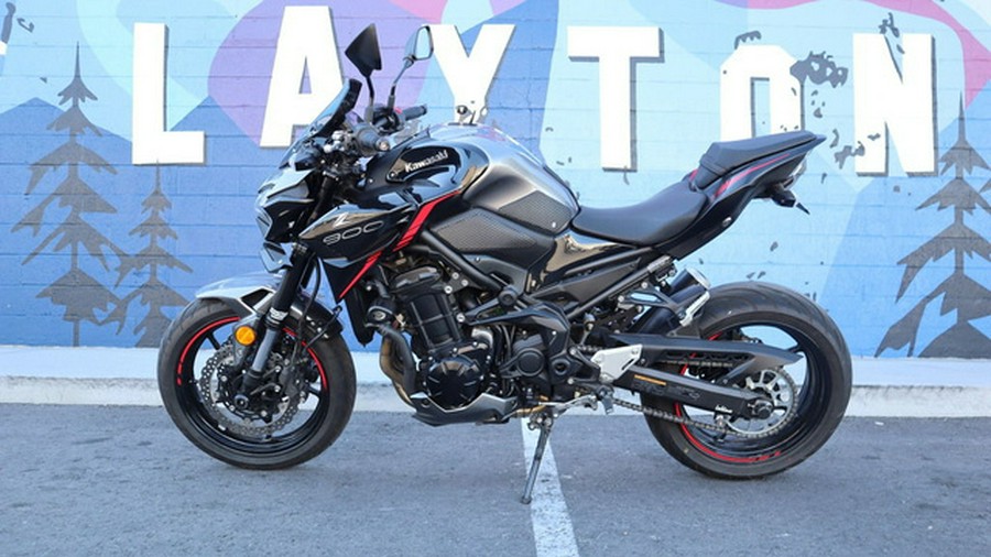 2023 Kawasaki Z900 ABS Metallic Black/Graphite Gray/Flat Black