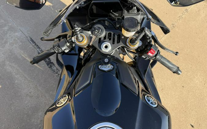 2026 YAMAHA YZF-R1M