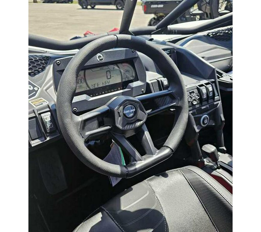 2025 Can-Am® Maverick X3 X rc Turbo RR 72