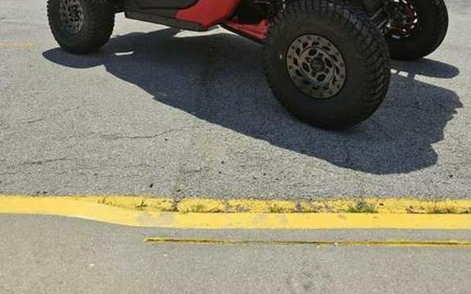 2025 Can-Am® Maverick X3 X rc Turbo RR 72