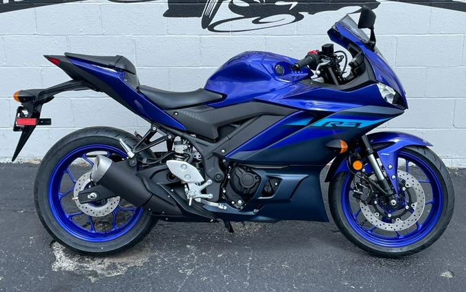 2024 Yamaha YZFR3