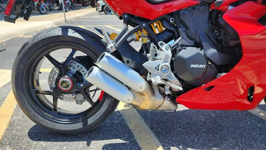 2024 Ducati Supersport 950 S Red