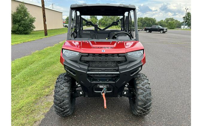 2025 Polaris Industries RANGER CREW XP 1000 PREMIUM - SUNSET RED Premium