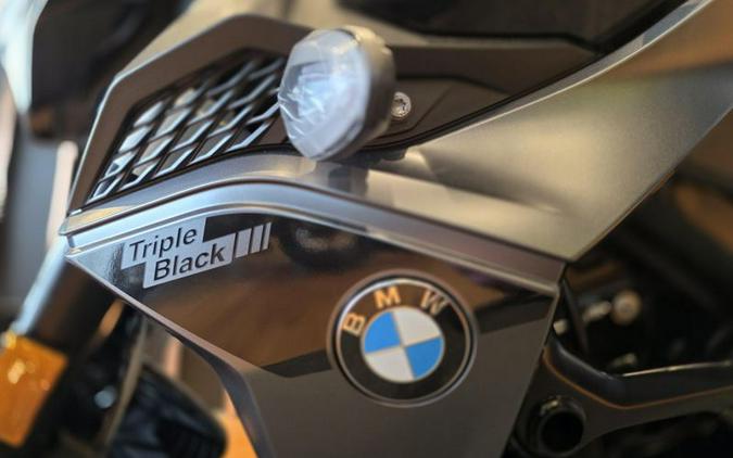 New 2025 BMW F 900 R