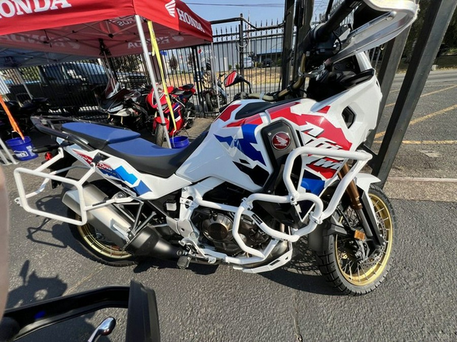 2025 Honda Africa Twin Adventure Sports ES