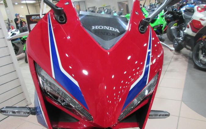 2026 HONDA CBR650R E-CLUTCH