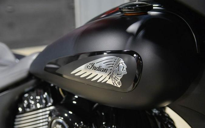 2023 Indian Motorcycle Chieftain® Dark Horse®