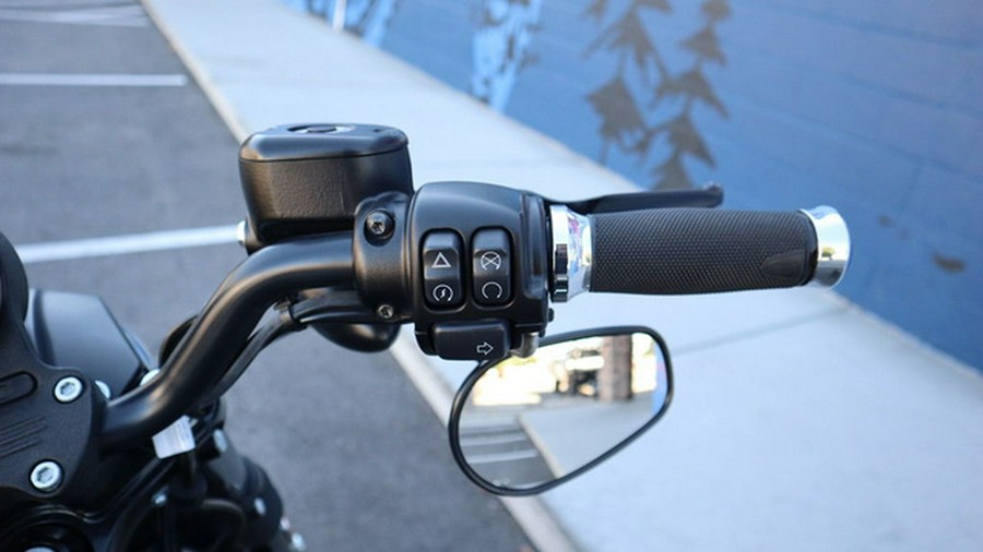 2021 Harley-Davidson XL883N - Iron 883 XL883N