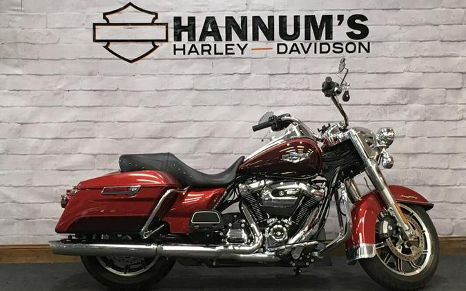 2019 Harley-Davidson Road King Wicked Red/Twisted Cherry FLHR