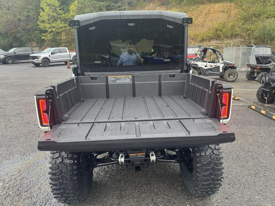 2026 Can-Am® Defender MAX Limited HD11