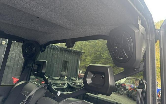 2026 Can-Am® Defender MAX Limited HD11