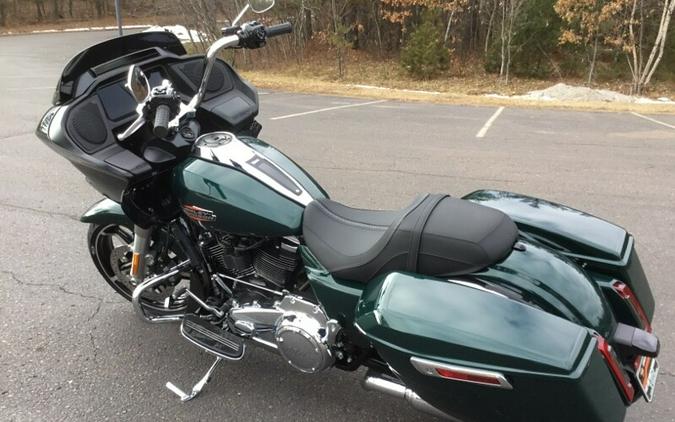 2024 Harley-Davidson® Road Glide® Alpine Green