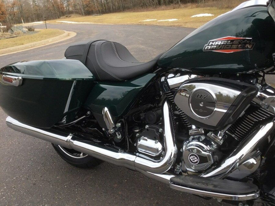 2024 Harley-Davidson® Road Glide® Alpine Green