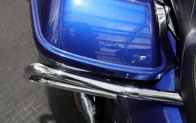 2016 Harley-Davidson® FLHTCUL - Electra Glide® Ultra Classic® Low