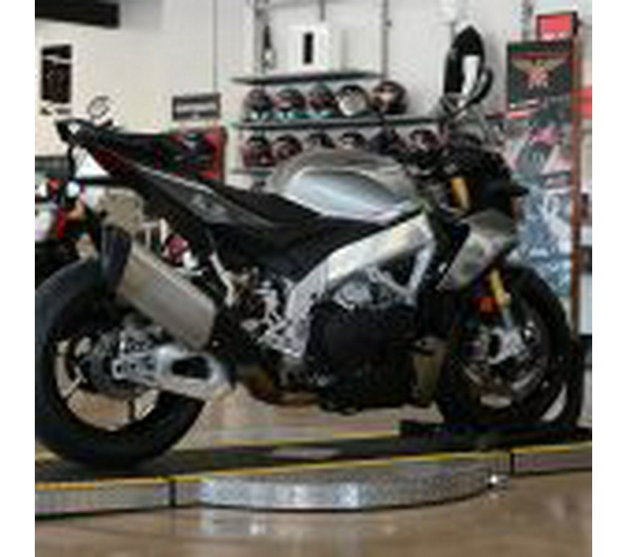 2023 Aprilia Tuono V4 RR 1100