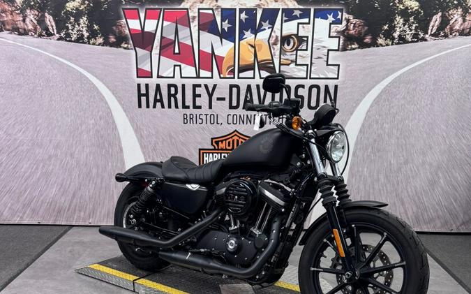 2022 XL 883N Iron 883™