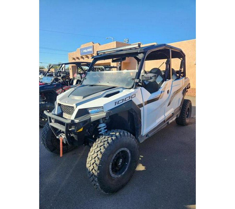 2019 Polaris® General® 4 1000 Matte White Metallic