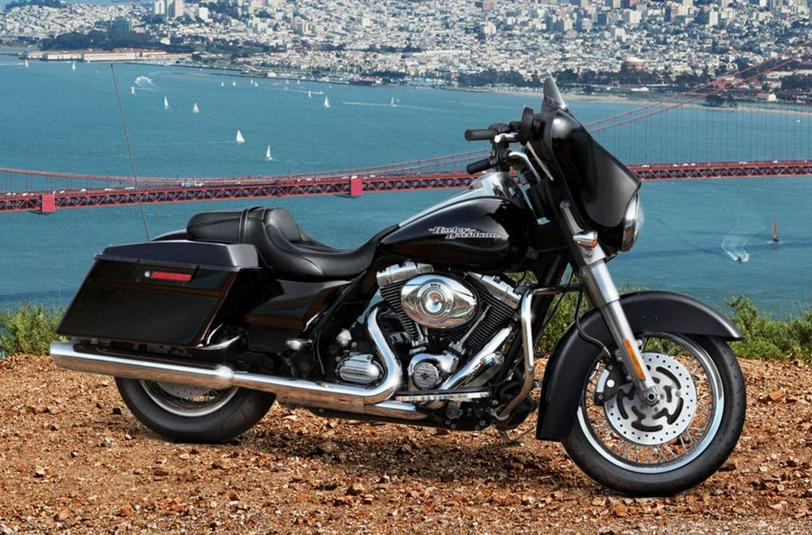 2013 Harley-Davidson® Street Glide Base