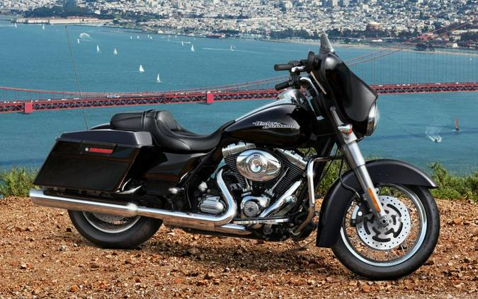 2013 Harley-Davidson® Street Glide Base