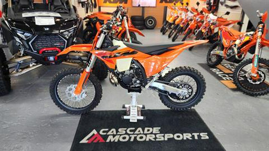 2025 KTM 250 XC