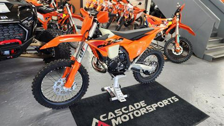 2025 KTM 250 XC