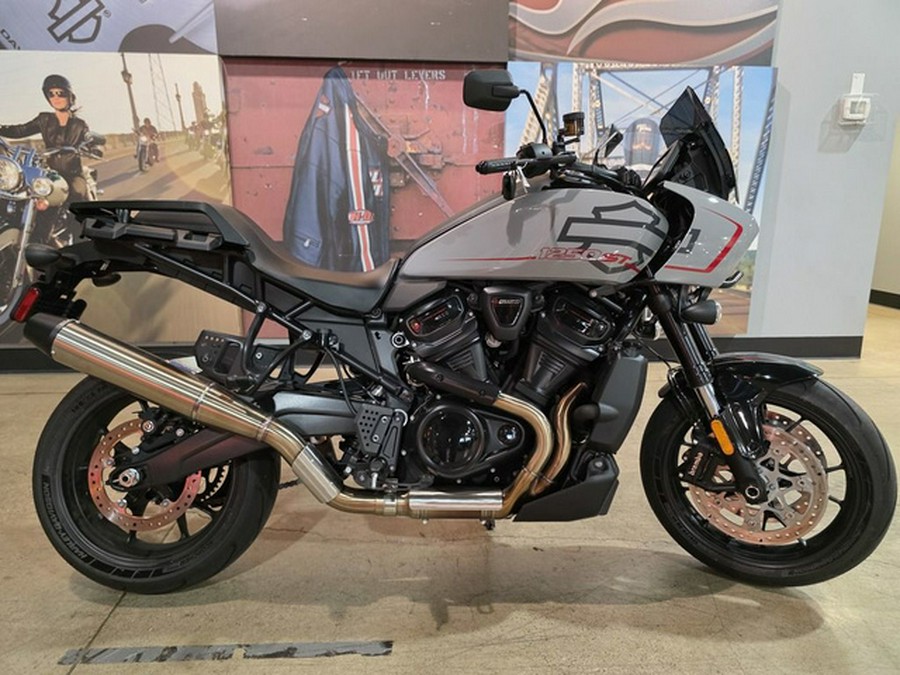 2025 Harley-Davidson RA1250ST - Pan America 1250 ST