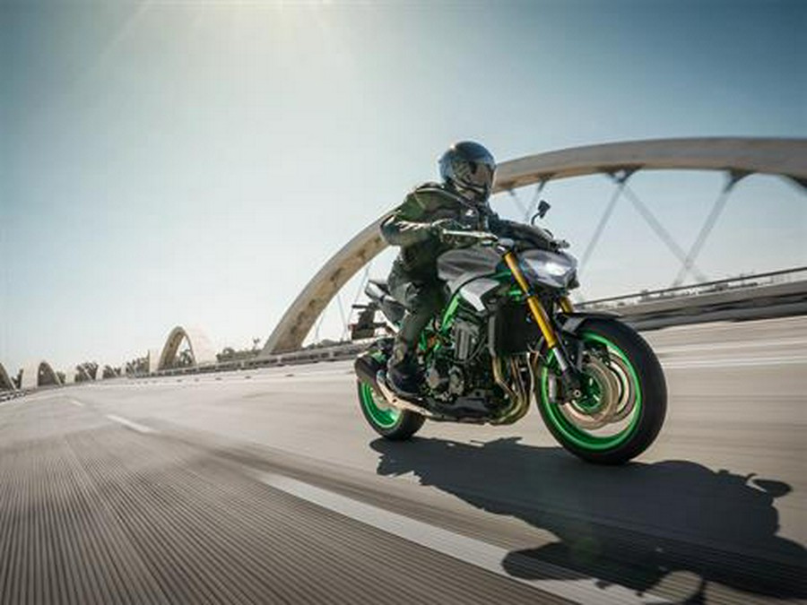 2026 Kawasaki Z900 SE ABS