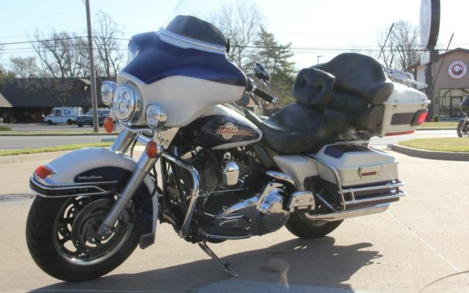 2007 Harley-Davidson Electra Glide Ultra Classic White Gold Pearl/Deep Cobalt Pearl