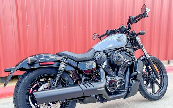 2026 Harley-Davidson® Nightster® RH975 Dark Billiard Gray - Black Finish