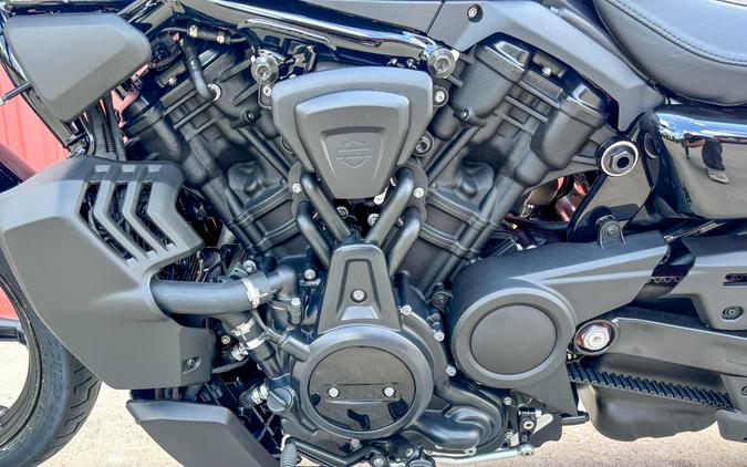 2026 Harley-Davidson® Nightster® RH975 Dark Billiard Gray - Black Finish