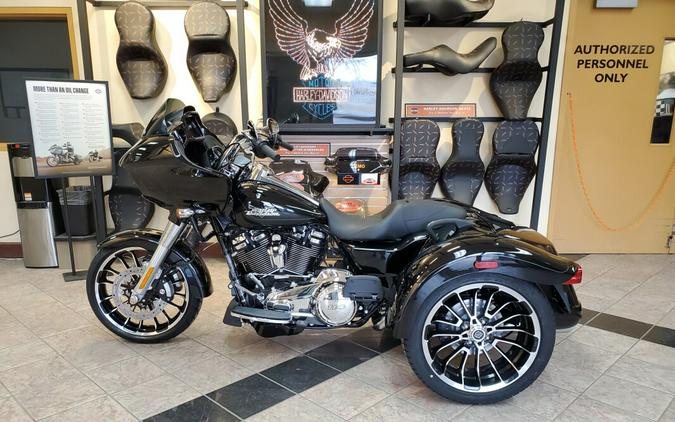 2024 Harley-Davidson Road Glide 3 Vivid Black