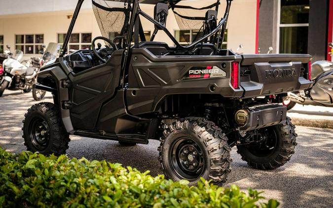 2023 Honda® Pioneer 1000